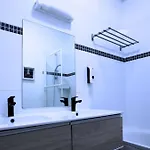 Appartement Basecque, 2 Au 3eme étage *