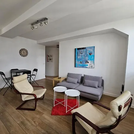 Apartment T3 In Residence, 4p Free Parking