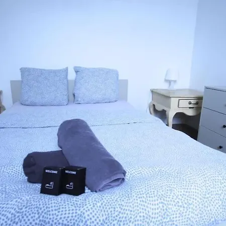 Lejlighed Basecque, 2 Au 3eme Etage Arras