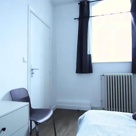 Basecque, 2 Au 3eme Etage Lejlighed