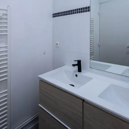 דירה - Parking - 2 - Hypercentre - 3e Etage אראס