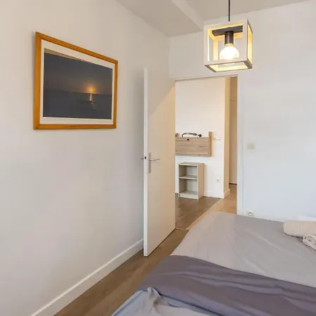 - Parking - 2 - Hypercentre - 3e Etage